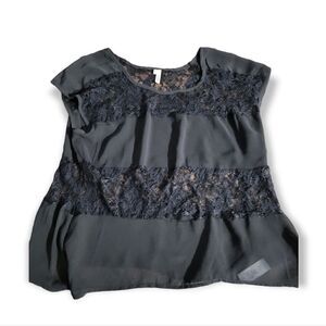 𝅺Studio Y Womens Sheer‎ Lace Short Sleeve